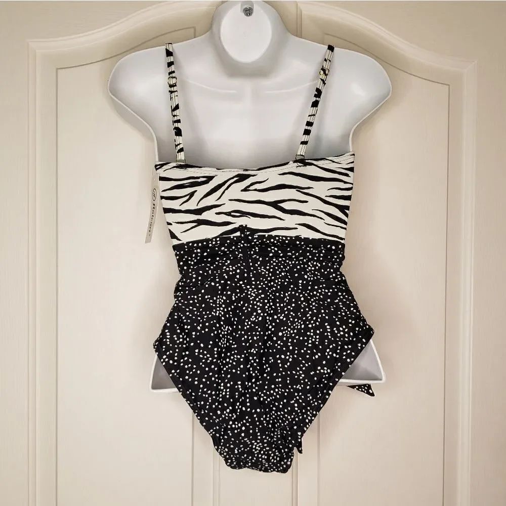 Swimsuit - Picture 6 of 7